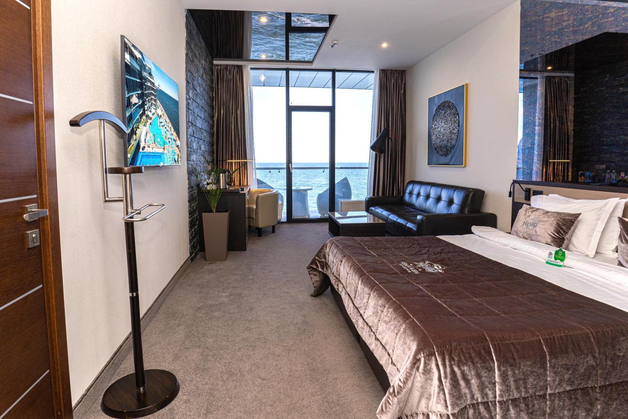 네모 호텔 리조트 앤 스파 오데사 객실 사진 A room at the hotel